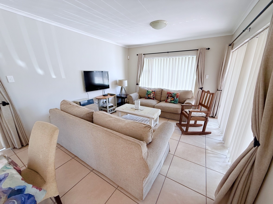 2 Bedroom Property for Sale in Helios Place Western Cape